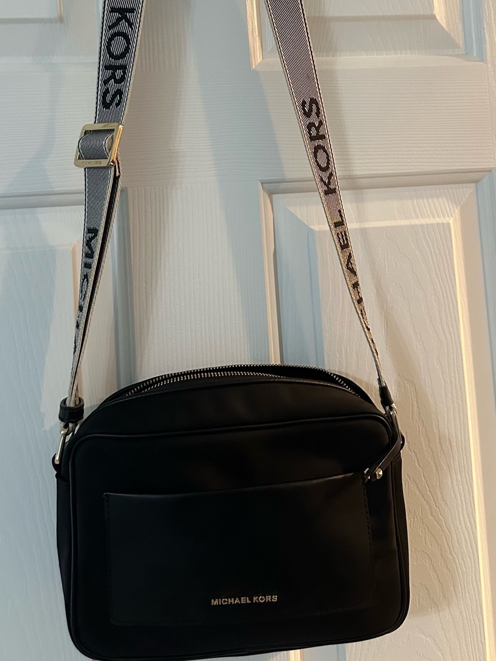 MICHAEL KORS Medium Crossbody